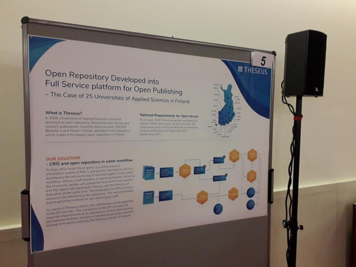 Theseus-posteri Open Science 2019 -konferenssissa. Kuva: Tiina Tolonen